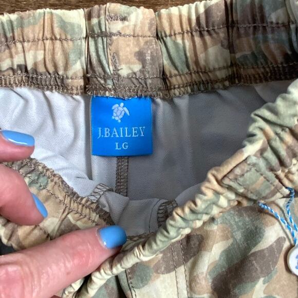 J. Bailey Dock Performance Shorts NWT Size large‎ - Picture 2 of 4